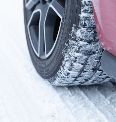 夏タイヤ＆冬タイヤ｜群馬県高崎市でタイヤ交換・保管ならタイヤハウス